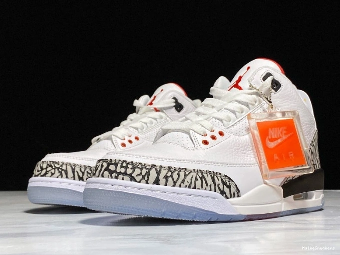 MaikeSneakers white LINE